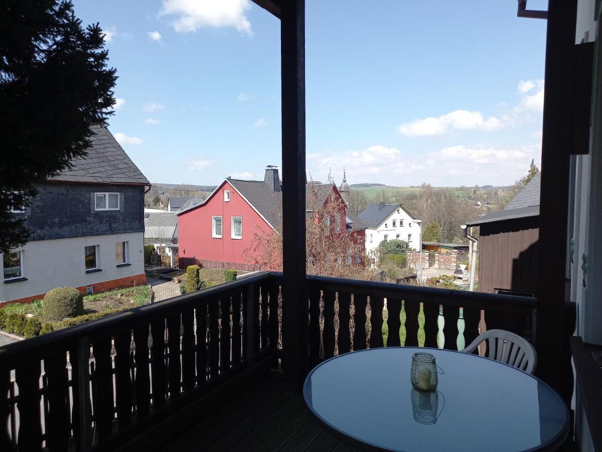 Familienfreundliche Ferienwohnung Erzgebirge ชเนแบร์ก ภายนอก รูปภาพ