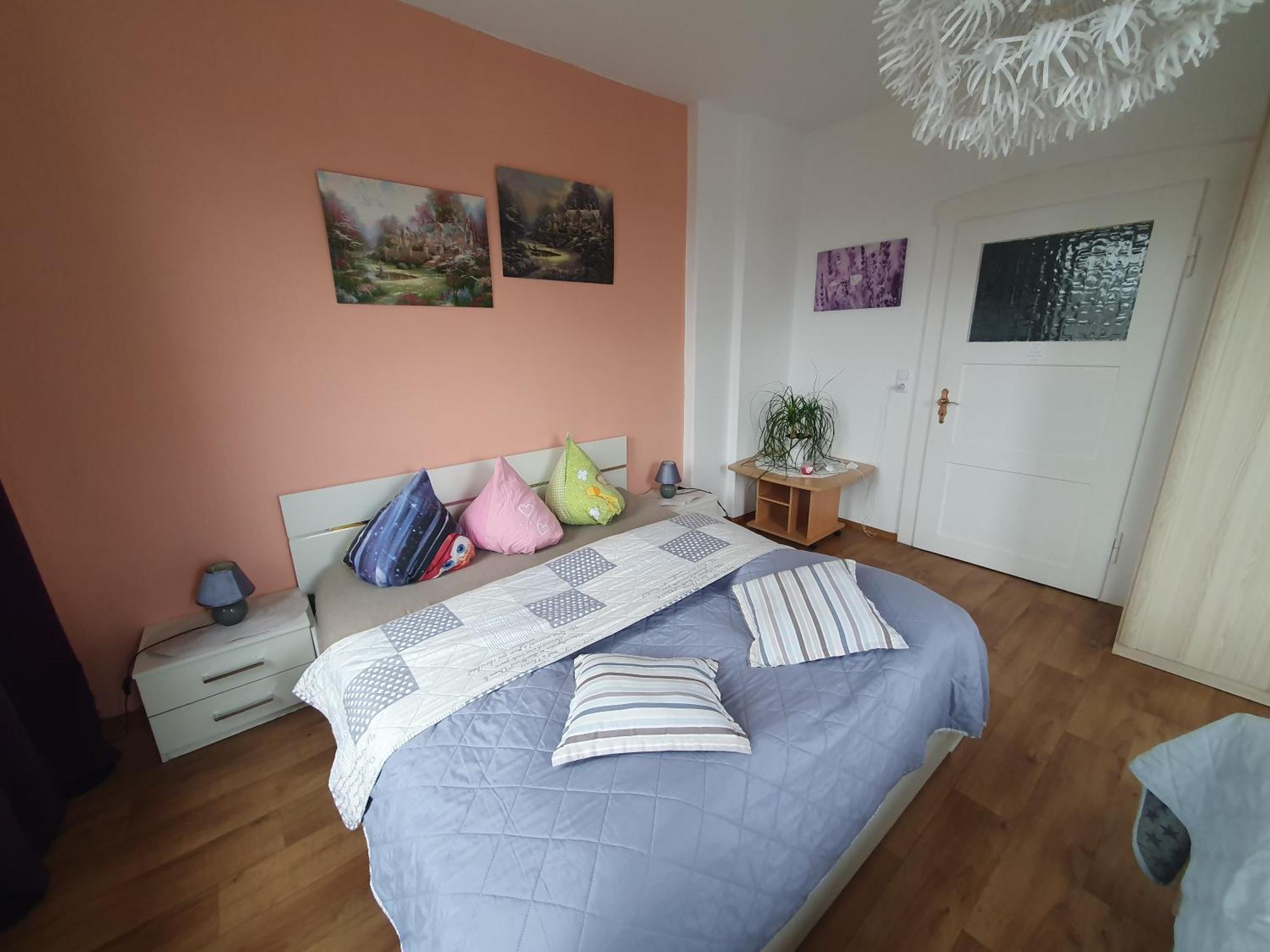 Familienfreundliche Ferienwohnung Erzgebirge ชเนแบร์ก ภายนอก รูปภาพ